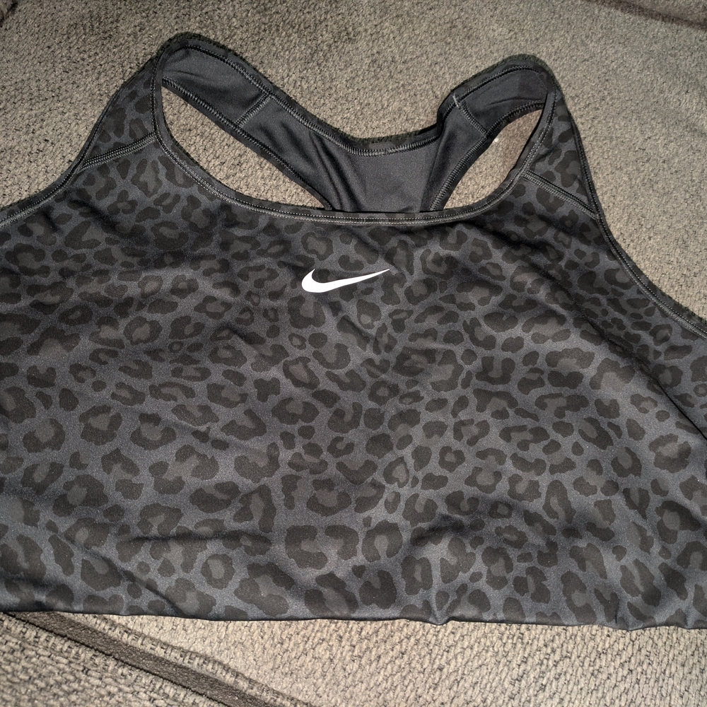 Nike Women's Black Leopard Sports Bra